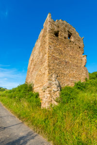 Castle ruin Lewenstein near Niedermoschel, North Palatinate highlands, also called Lehinberg, Lemberg or Lewenburg, you can see the remains of the palace, former county of Veldenz, Castle ruin Lewenstein near Niedermoschel, North Palatinate highlands, also called Lehinberg, Lemberg or Lewenburg, you can see the remains of the palace, former county of Veldenz,